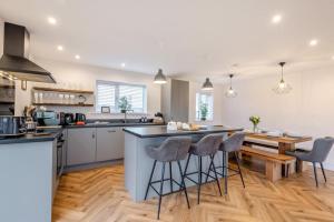 4 Bed in Pleasley Vale oc-c30857