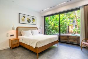 Kota Villa- Designer 3BR Stay with Pool near the Beach