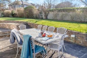 5 Bed in Trevone oc-s30762