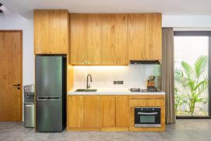 Kota Villa- Designer 3BR Stay with Pool near the Beach