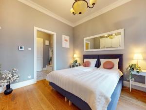 The Ivory Studio Deluxe City Center Hoza