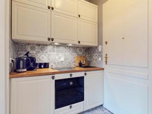 The Ivory Studio Deluxe City Center Hoza