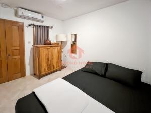 Strategic 2BR Seminyak House UP2 6 Person