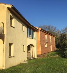 Belle villa avec piscine, belle vue, calme absolu