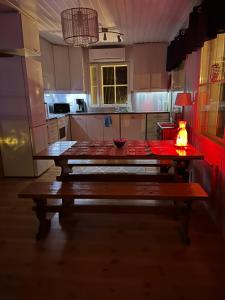 Maaseutumajoitus, Kukkasaari