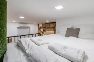 Gallery Home with AC