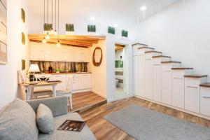 Theater Studios - superior