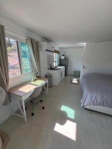 Thongnaipan Mountain Bungalow