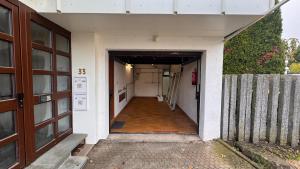 Modernes Apartment in Pforzheim Kamin, Terasse