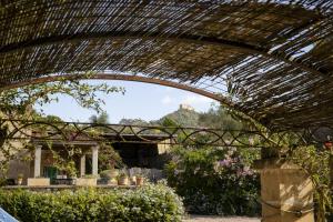 YourHouse Can Tries villa