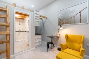 Theater Studios - standard