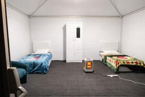 خيم مبيت ملكية بالصياهد