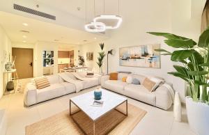 SKYLiNE - 4 BR - BURJ KHALiFA & FOUNTAiN ViEW