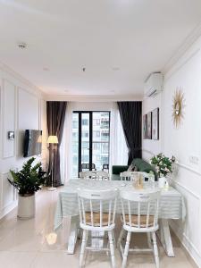 Jade Apartment - Nera Garden Huế - Free Pool and Gym