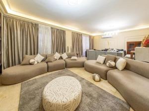 Luxury 4 bedrooms apartment