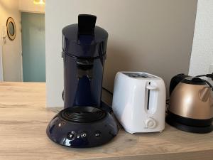 F2 neuf, centre ville, terrasse, WIFI, garage en option