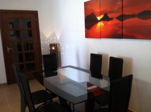 Casa Tedi, Alto do Perogil, Tavira - 3 Bedroom, 3 Bathroom villa, large Pool, exquisite Gardens & Air-conditioning