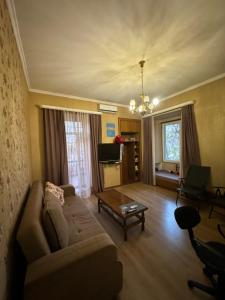 Old Tbilisi Apartment Steps from Freedom Square