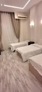 Sol Pyramids View Inn Rooftop Rooms with Great Pyramid View