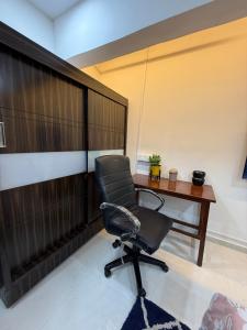 Luxury Haven-Ocean Breeze 3 BHK Apartment