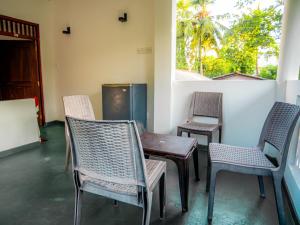 Neem Trees Unawatuna