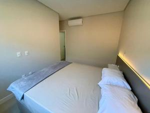 Apto na Praia de Palmas a 400m da praia