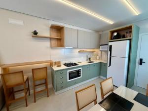 Apto na Praia de Palmas a 400m da praia