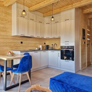 LK Osada Falsztyn domki z prywatną balią nieopodal jeziora Czorsztyńskiego i trasy Velo Czorsztyn