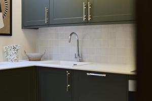 Porchester Square Apartment