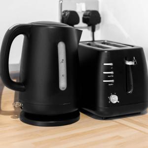 Central Birmingham Apartment - King Bed - Parking - Private Terrace 42M