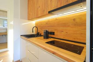 Modern & Cozy Studio in Tbilisi - by Wehost