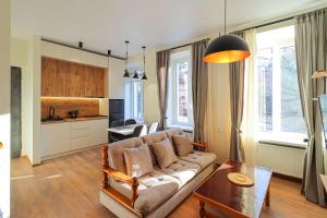 Modern & Cozy Studio in Tbilisi - by Wehost