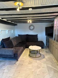 Appartment by Eftymia