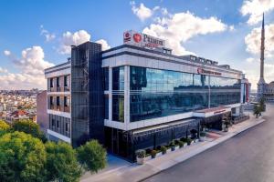 Best Western Premier Hidden Hills Hotel