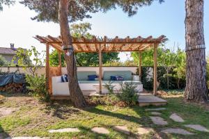 Le Ferret - House with swimming pool