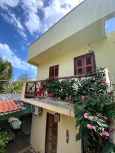 Lindo, simples, aconchegante e pé na areia