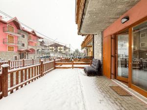 Aprica- Bilocale con 2 Giardini Privati e Garage