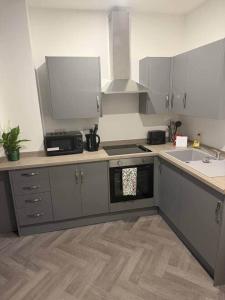 2 Bedroom Serviced Apartment In Loftus 2