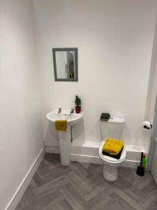 2 Bedroom Serviced Apartment in Loftus