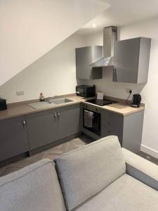 2 Bedroom Serviced Apartment in Loftus