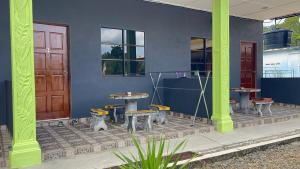 Dpinggir Guest Room