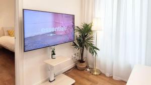 홍대 # Core Stay 201