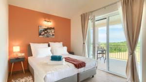 Beautiful Villa Casa Nova with pool in Brtonigla