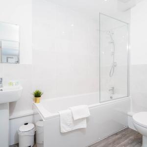 Stylish 1 Bed Apartment - Parking - Fast Wi-Fi 9CRC