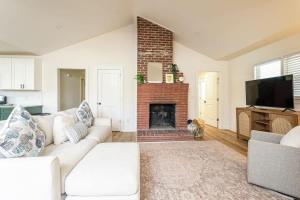 Queens Quarters at Ardmore A Historic 6BR Estate