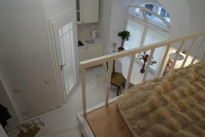 Tiny Square Apartment Old Town