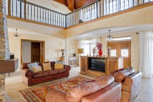 Ericeira Vila Martinho by Hopstays - Piscina e Vista Mar