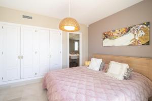 53 Top floor of Terrazas de la Bahia Casares Costa