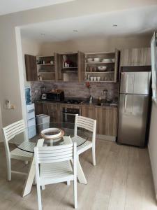 Sunset Paradise Tracadero Apartment Sea pools access Private Garden WorkSpace