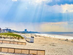 Zalig ruim appartement op 100m van het strand